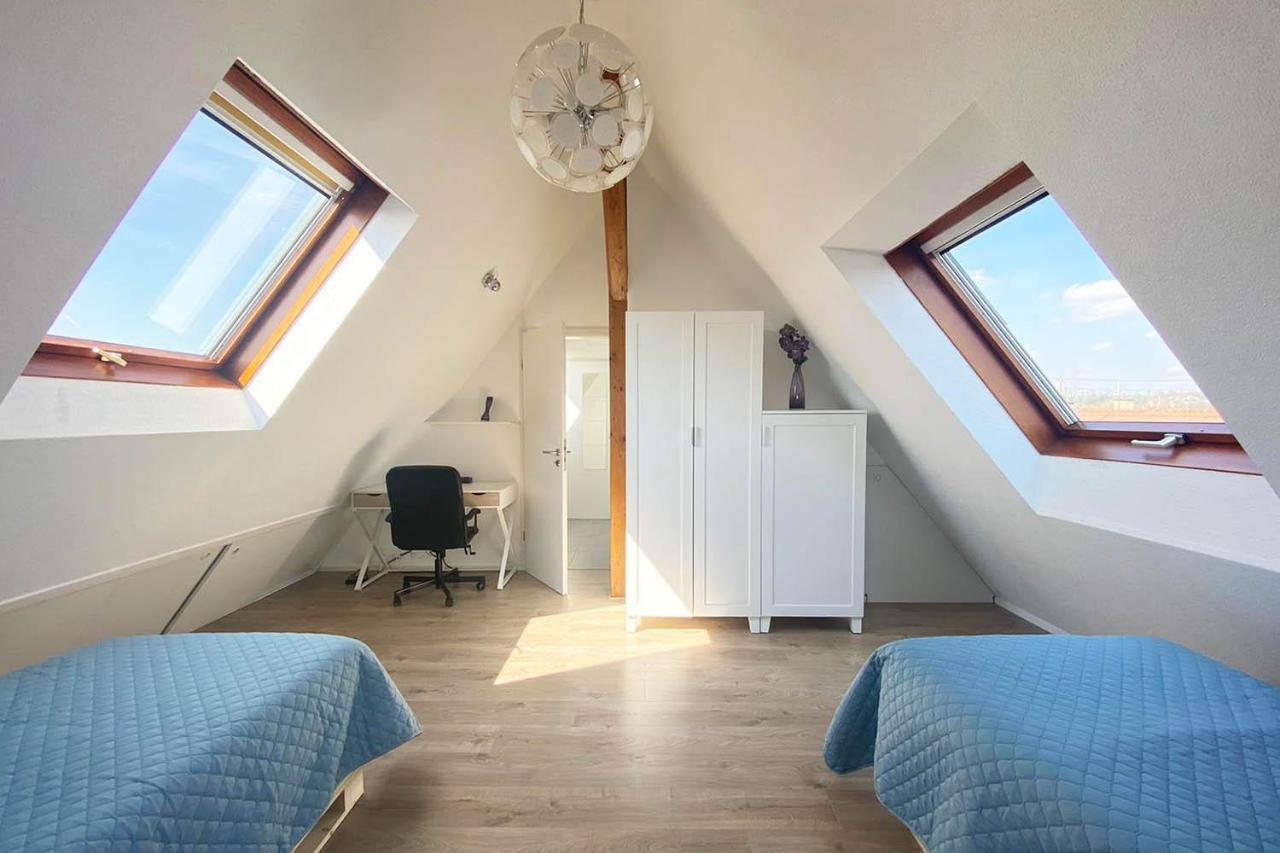 Gemütliche 2 Zimmerwohnung mit TV und WLAN Wendlingen am Neckar Exterior foto